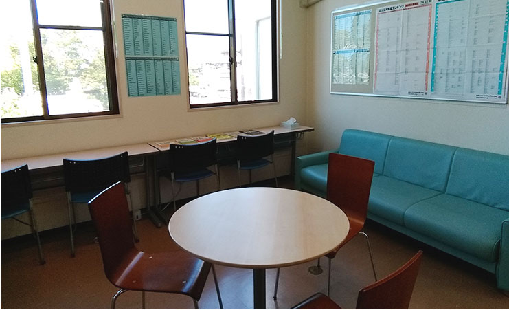 理求館　休憩室(飲食OK)