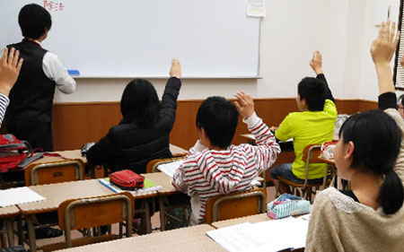 塾のクラスの雰囲気が確認できます